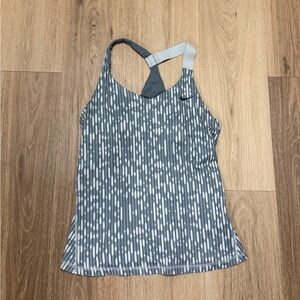Nike Women's Gray Patterned Tank Top size L